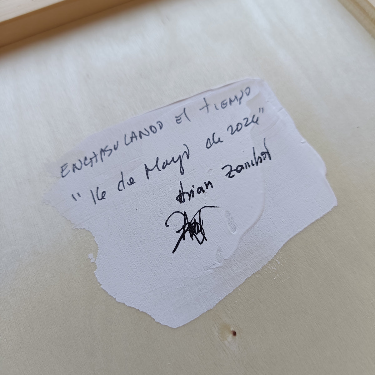 Reverso de cuadro abstracto original firmado a mano 16
